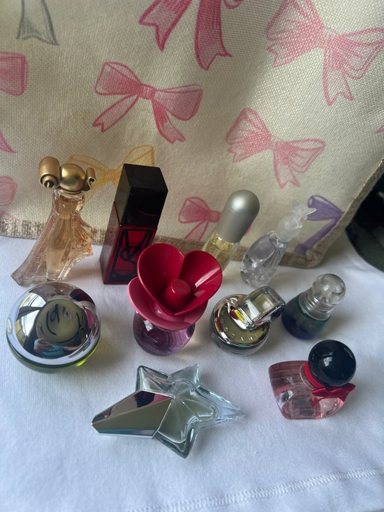 Cute.10pc Mini Perfumes. - Picture 6 of 12